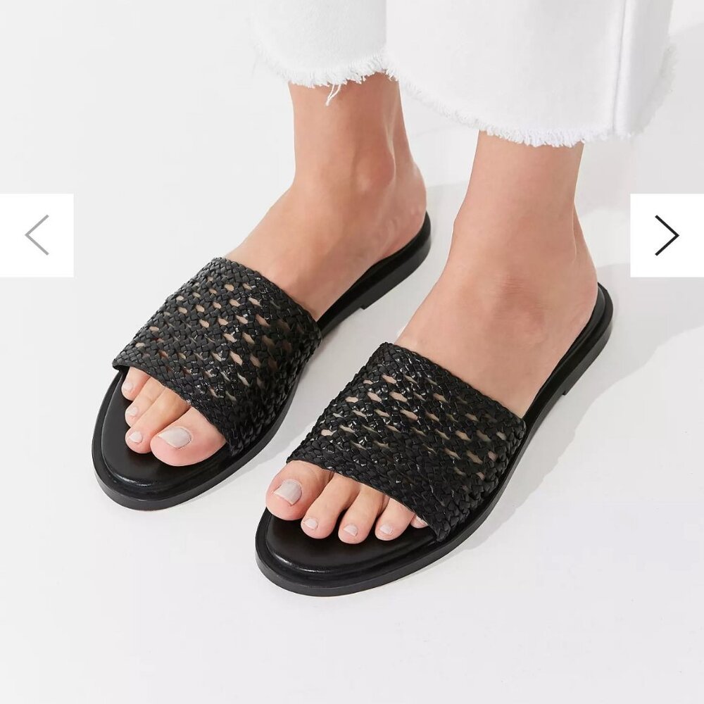Basket Weave Slide Sandals Size 7